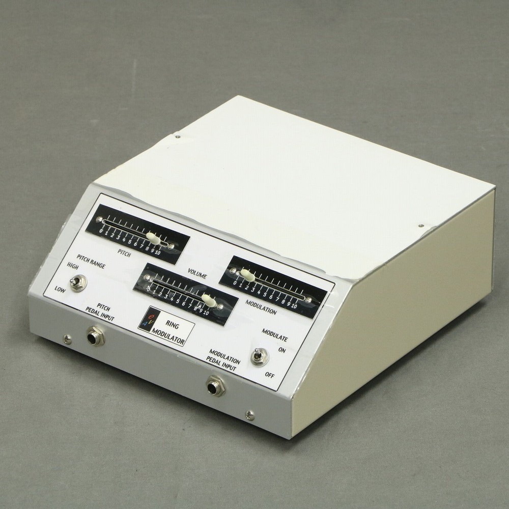 EVA Maestro Oberheim Ring Modulator RM-1A Clone