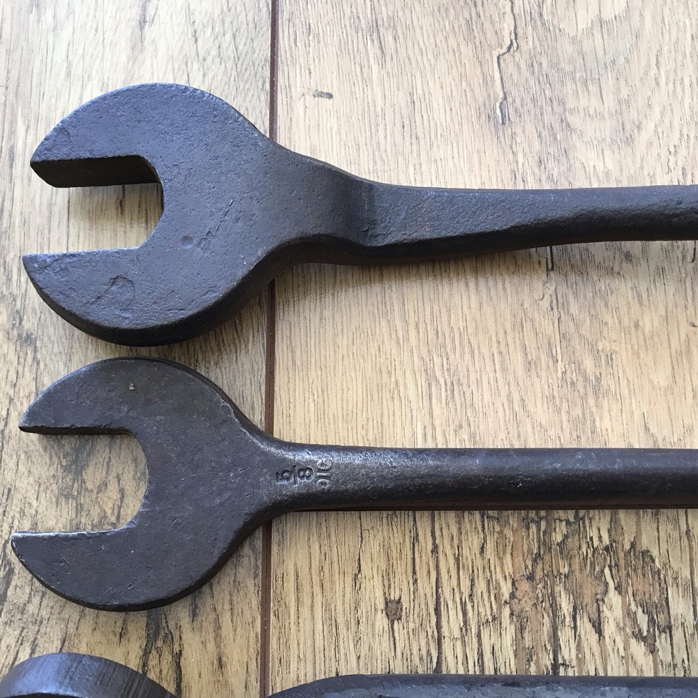 5 Vintage Podger Spanners.