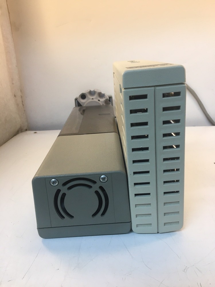 Hewlett Packard 7673 GC/SFC Auto-Sampler Injector 18593B