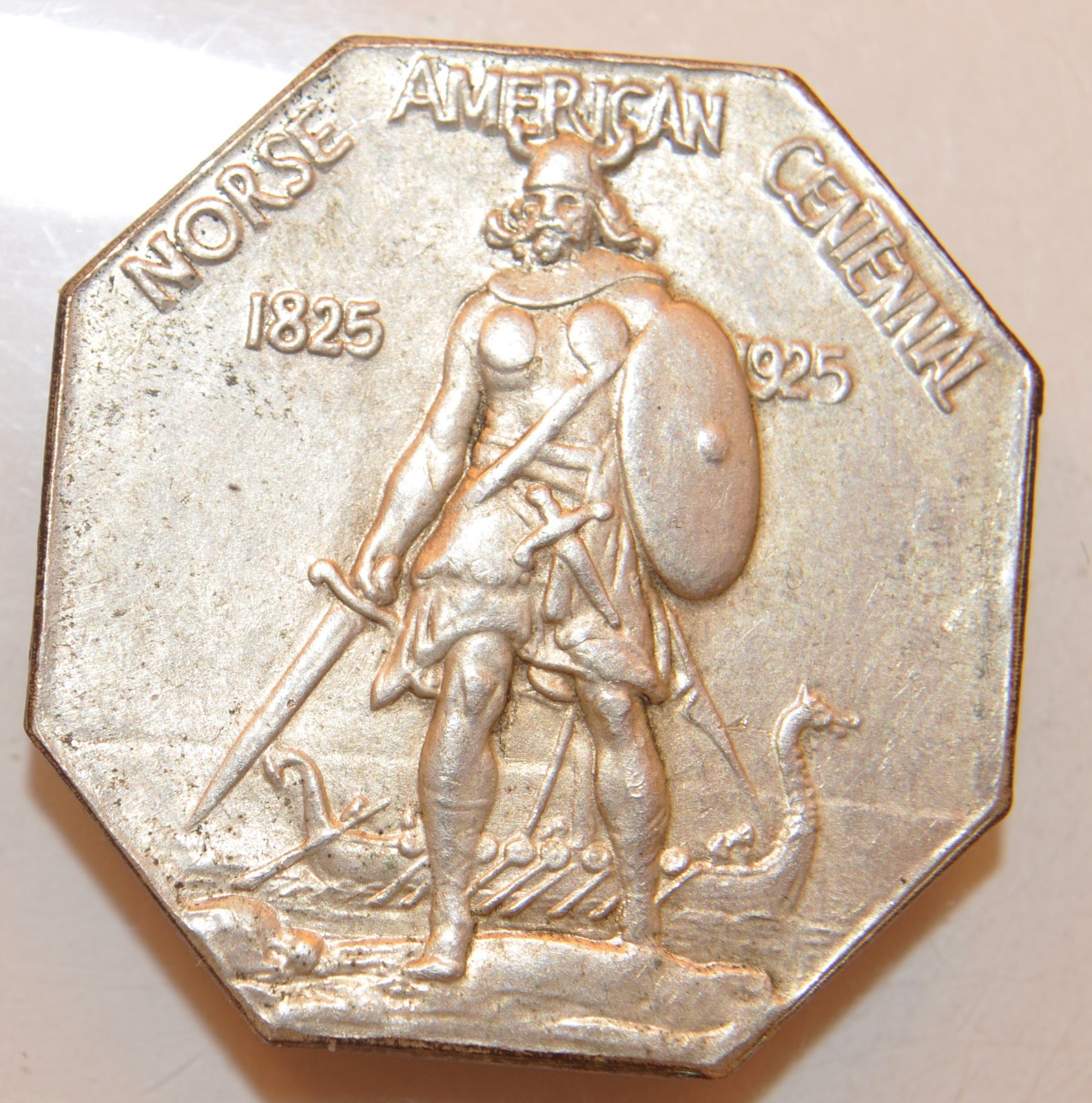 1925 Norse Thick Commemorative  Coin    - lot 249