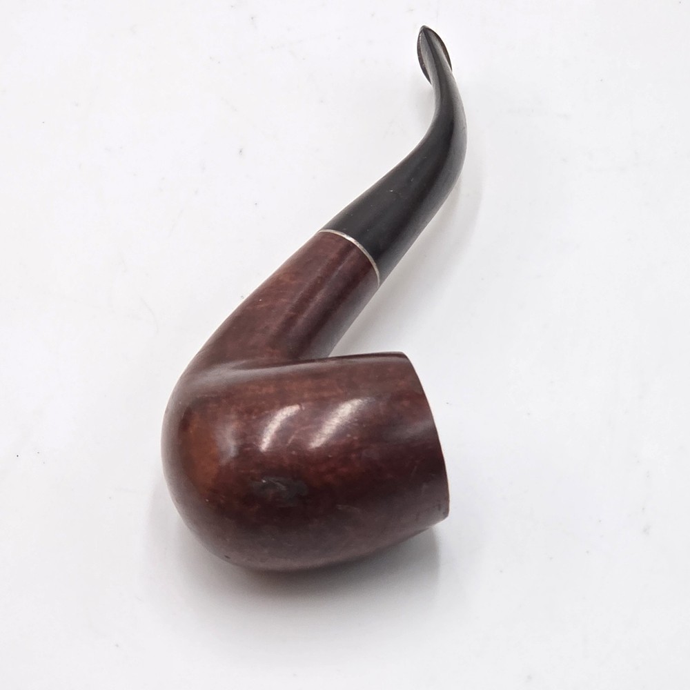 Willard Imported Briar Pipe. Good Condition. Pre-owned