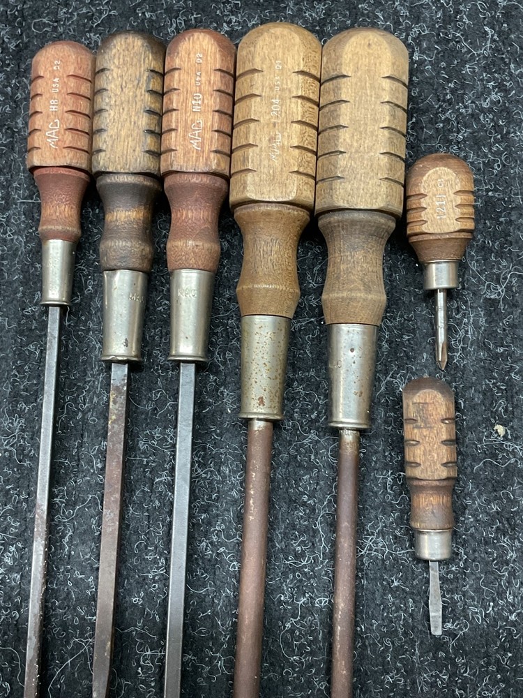 Vintage Mac Tools Wood Handled 7 Piece Screwdriver Set