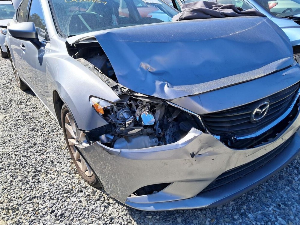 6 2015 Glove Box 4842396