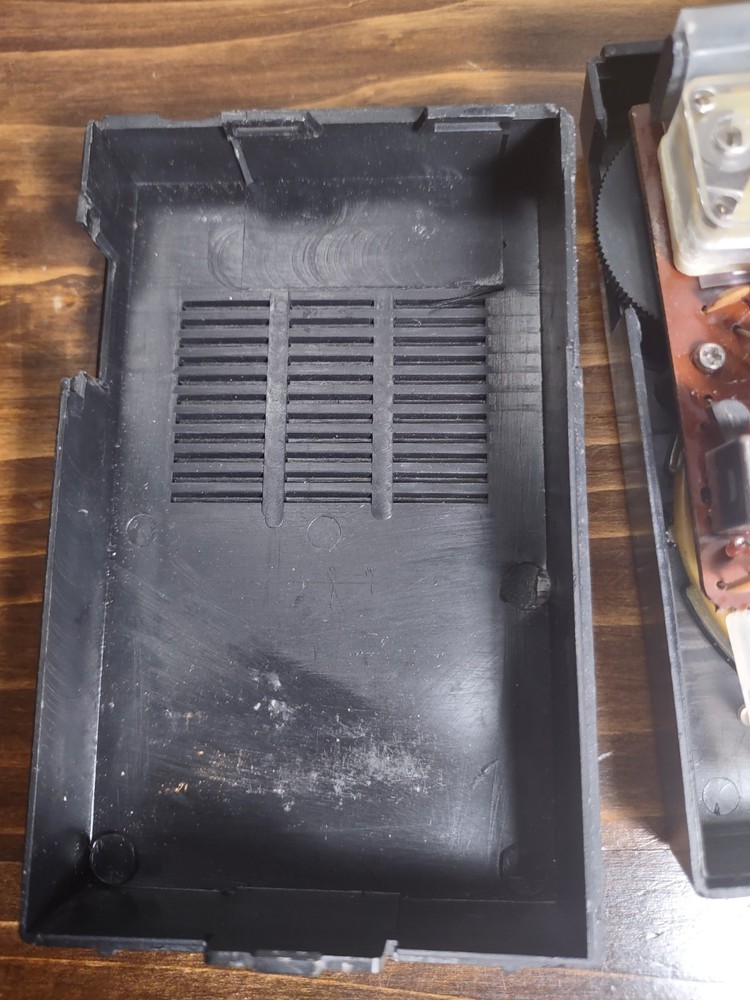 Kmart Solid State AM Transistor Pocket Radio Model 06-31-09