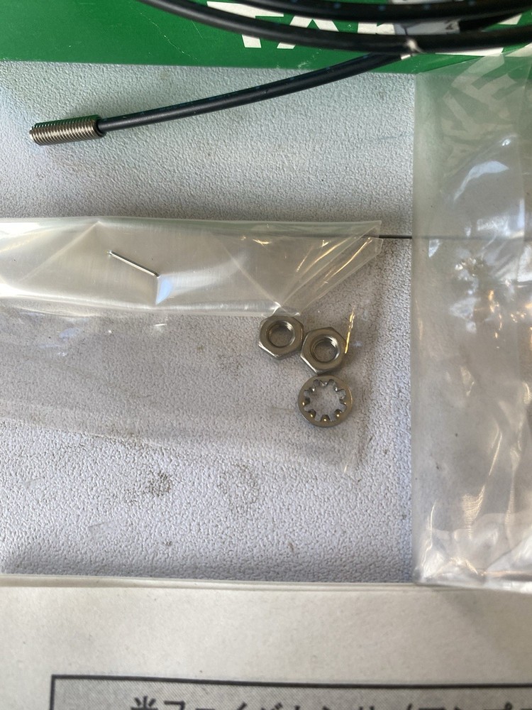 TAKEX F1R PHOTOELECTRIC AMPLIFIER SENSOR Kit.. MISSING SENSOR