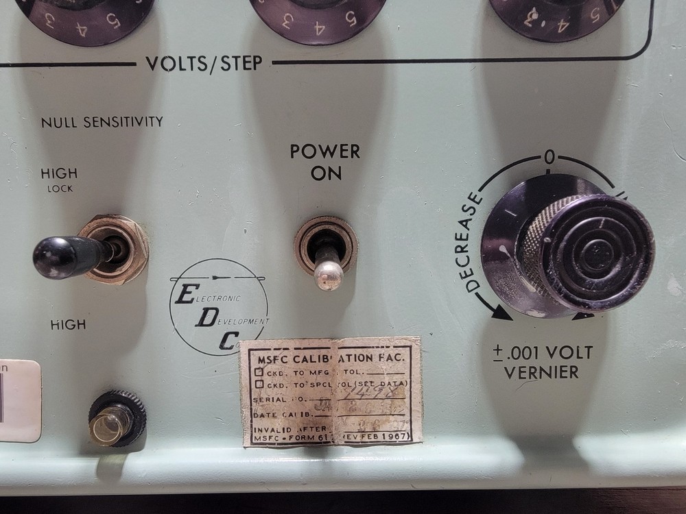 EDC VS-11N Precision DC Voltage Refrence - Electronic Development Co. READ DESC