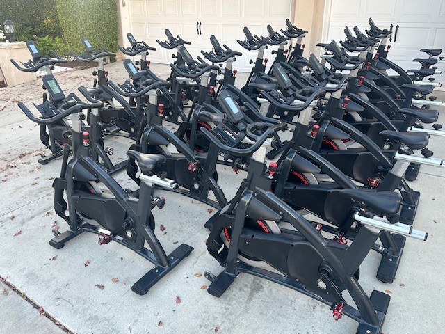 Schwinn AC POWER Exercise Bikes CARBON BLUE Indoor Cycling Gym CARDIO Yoga HIIT