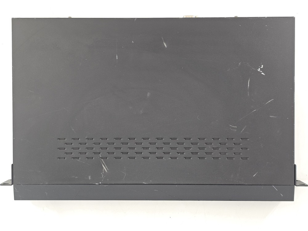 3xLOGIC V250-8-4TB Embedded PoE Server