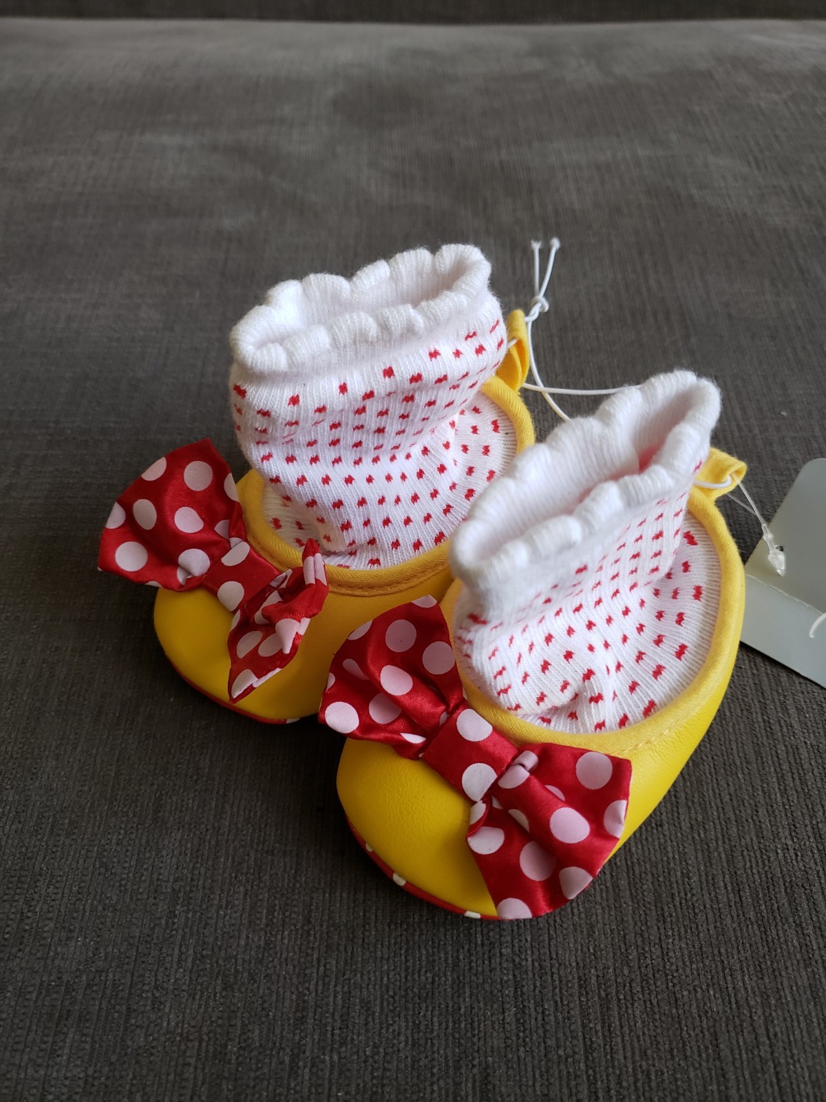 RARE - Disney Baby Minnie Mouse Costume Booties Yellow Red Polka Dot Bow 6-12...