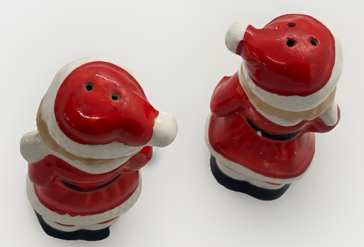 Vtg Santa Claus Salt & Pepper Shakers w Cork Stoppers 50's Christmas Japan 3.25”