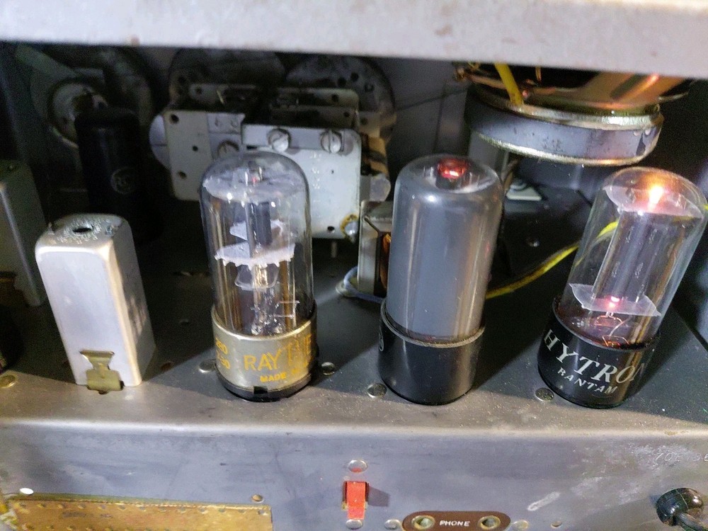 Hallicrafters S - 38D Rec. I WAS TOLD NEW TUBES AND RECAP Part Not Working