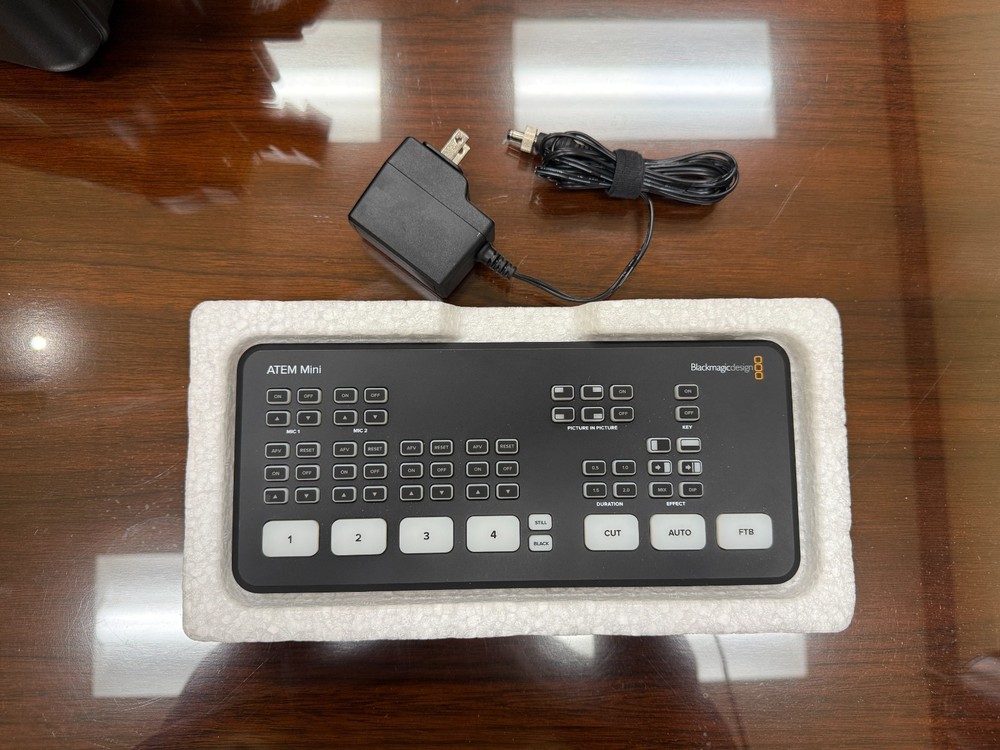 Blackmagic Design Atem Mini HDMI Live Stream Switcher