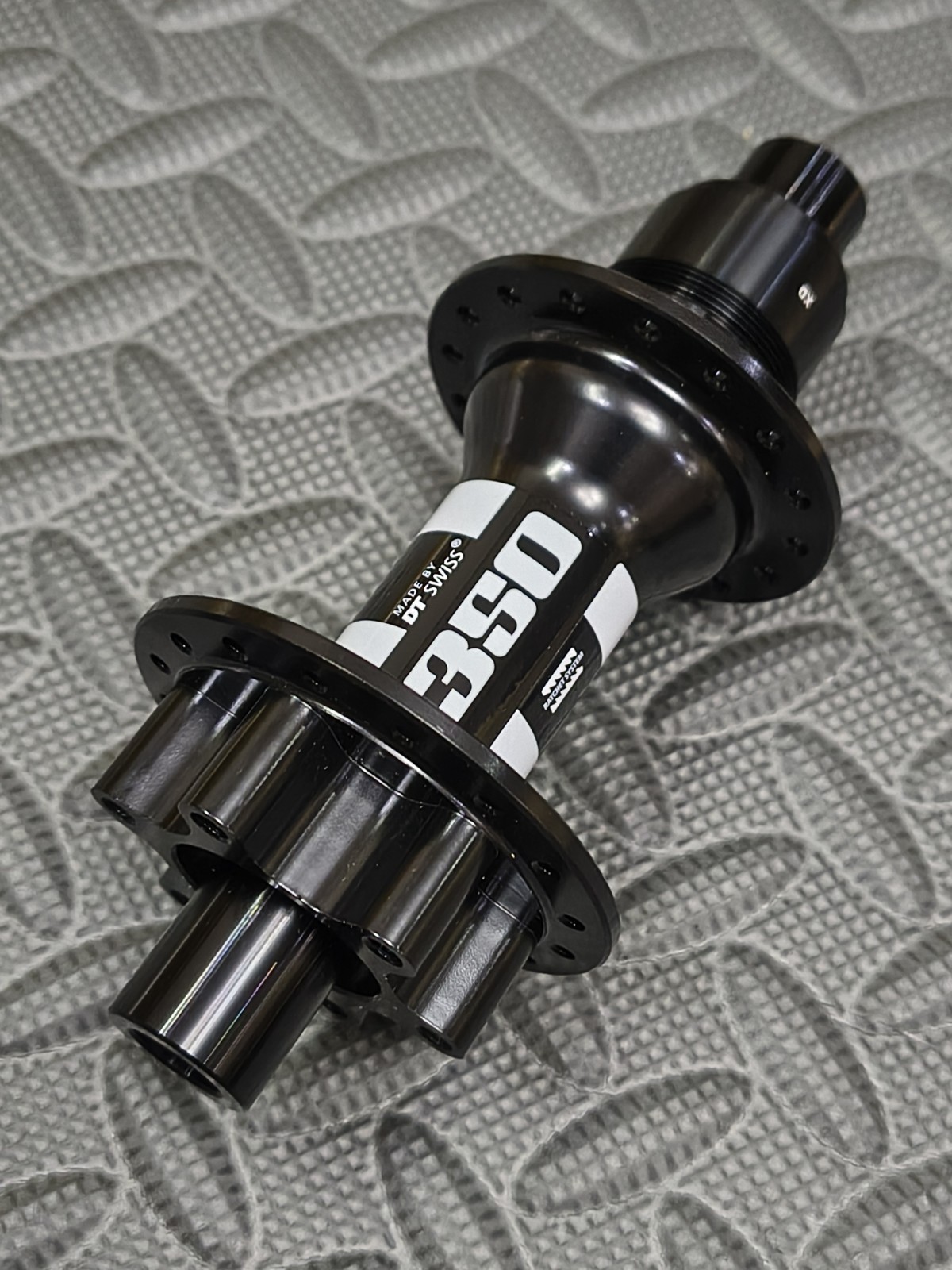 DT Swiss Rear Hub 350 Boost 12x148 32H xD Freehub 6-Bolt Ratchet 36T