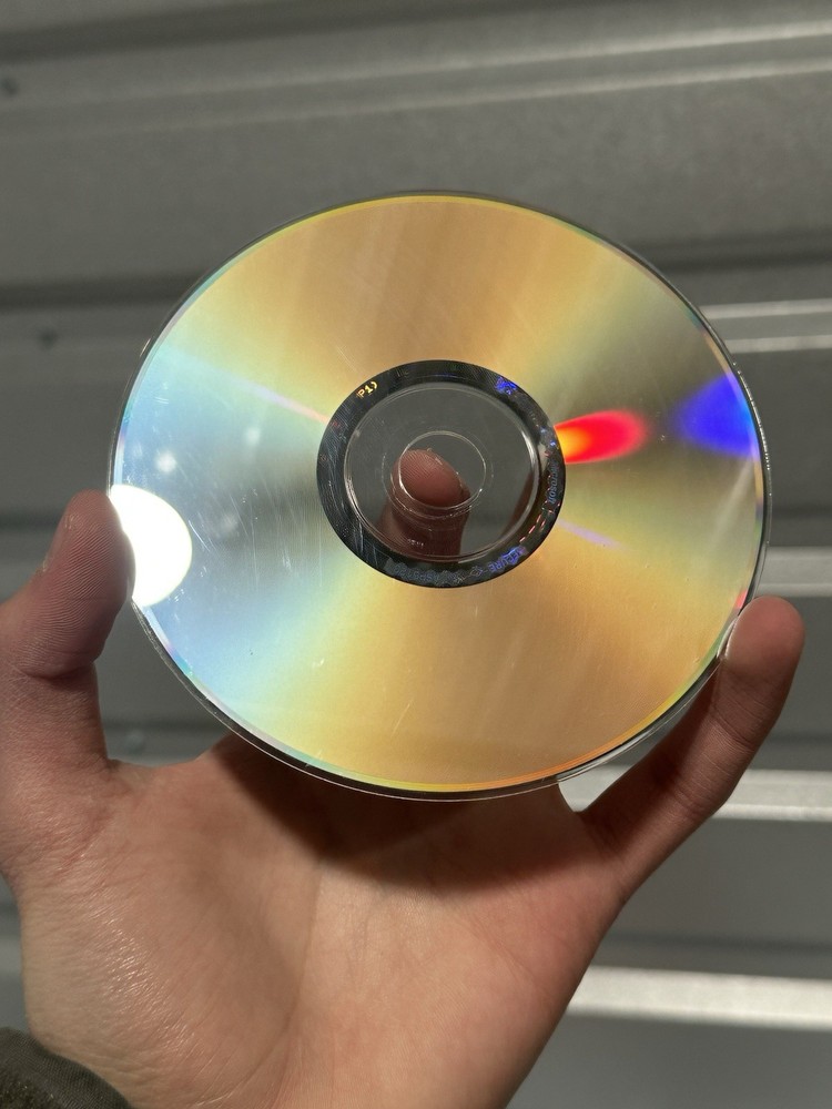 Microsoft Windows XP Home Edition - Full Version with Service Pack 2 CD-ROM