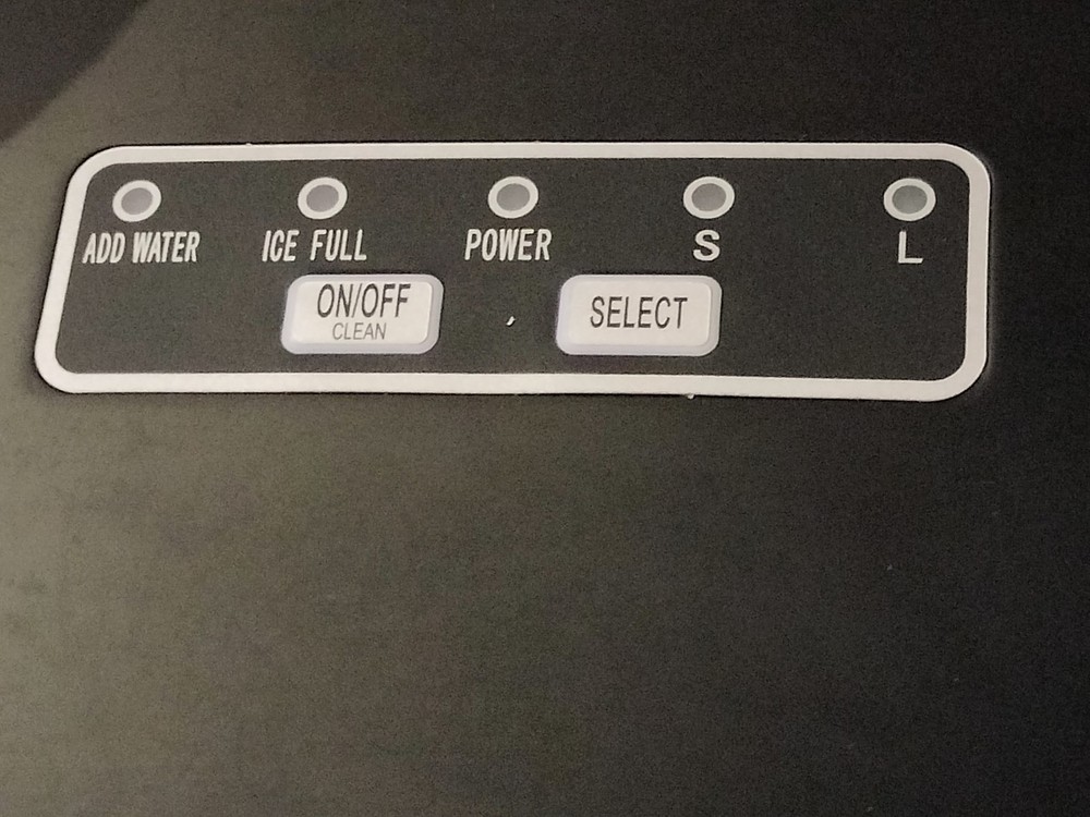 COOK'S ESSENTIALS 26 lbs Portable Compact Ice Machine - Black