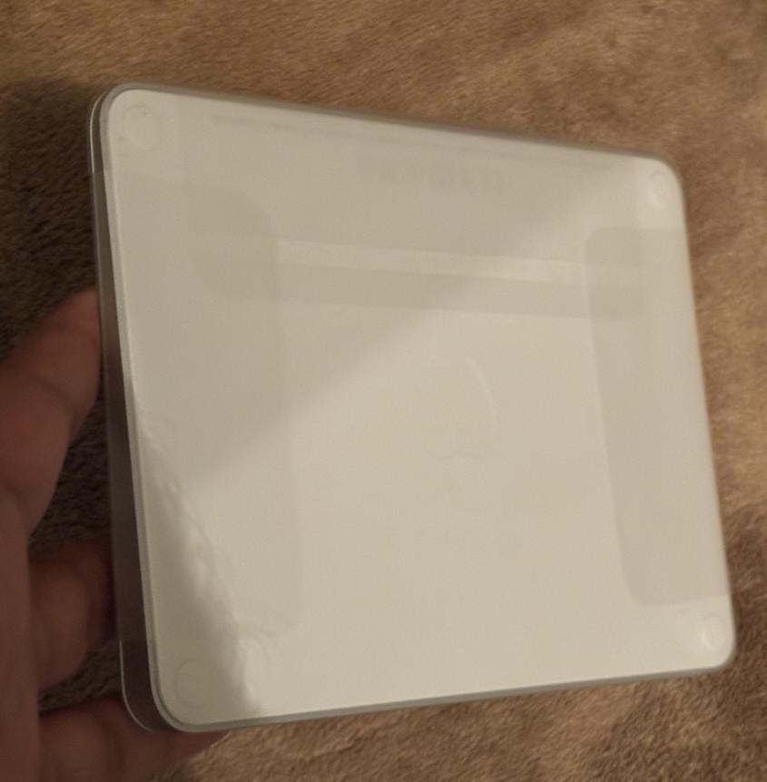 Brand New Apple Magic TrackPad White Multi-Touch Surface (Lightning Port) USA