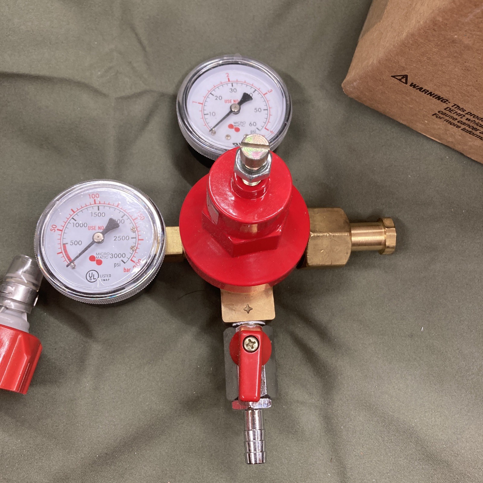 Micro Matic 842 CO2 Gas Regulator Primary Low Pressure 0-60 2 Gauge