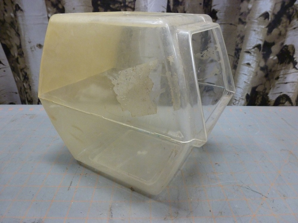 (J) VTG EMPTY (Lemon Head) Pan Ferrara Candy Counter Jar, Plastic Container
