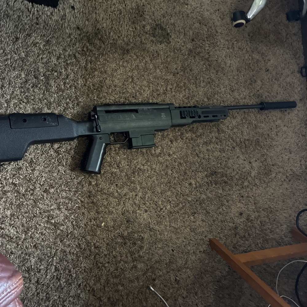 Black ops airsoft rifle