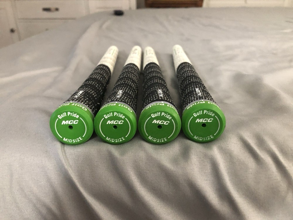 Golf Pride MCC Midsize Align Grips 4 PCs.