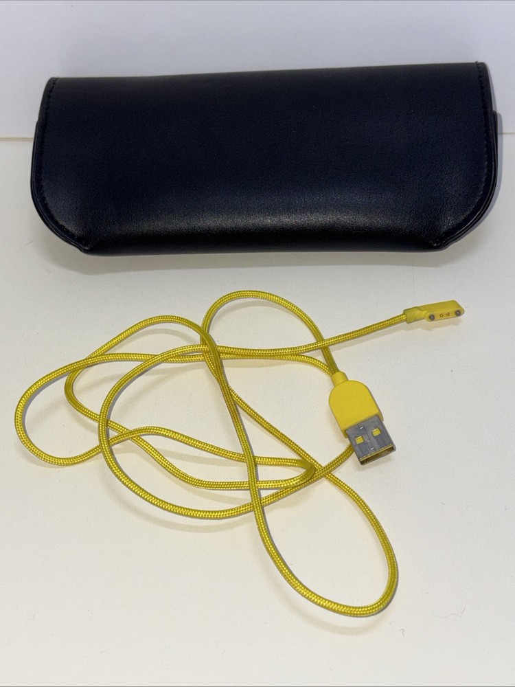 Snapchat Spectacles 2 Nico (case & Charging Cable)