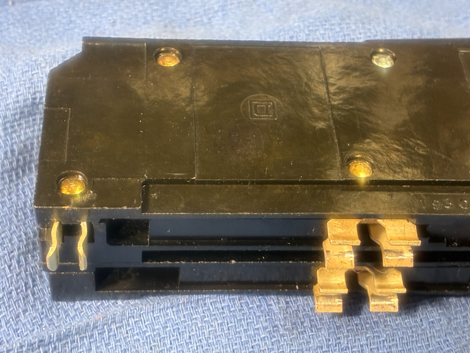 SQUARE D Q1 2100 TF Z 100 Amp 2 Pole TOP FEED MAIN CIRCUIT BREAKER Type QITF