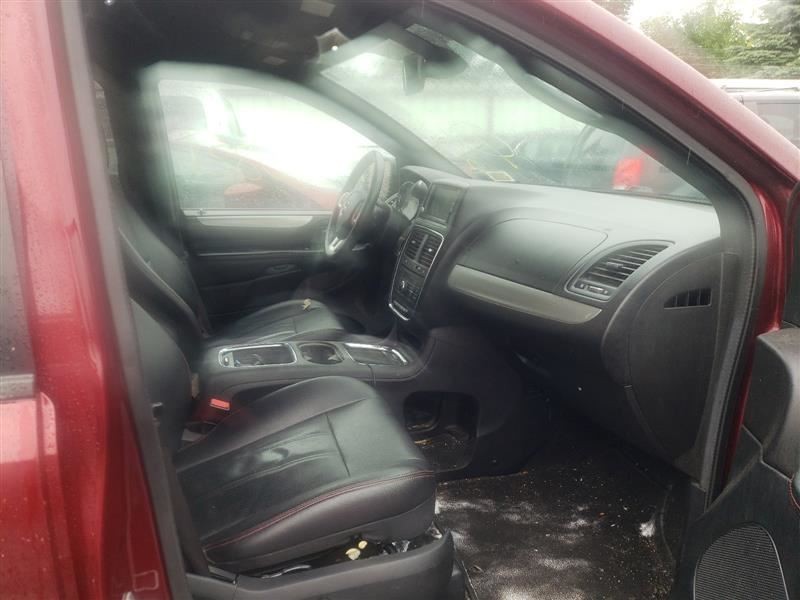 CARAVAN 2018 Glove Box 354708