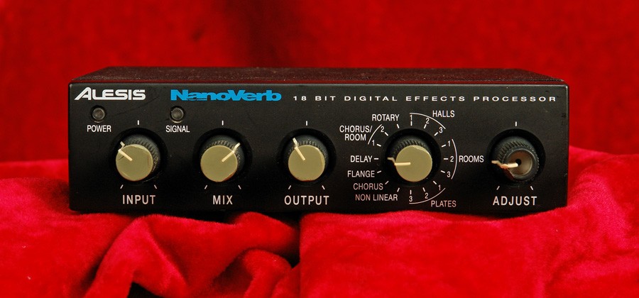 AMAZING ALESIS NANOVERB  Digital Effects Processor