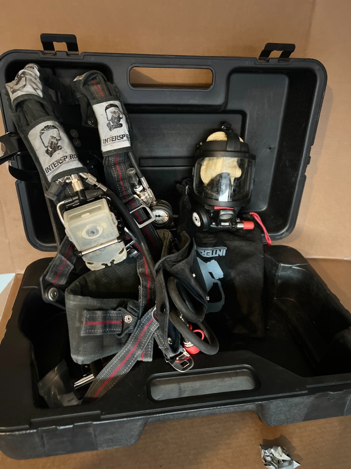 Interspiro CBRN SCBA Set w/ original case [ CYLINDER NOT INCLUDED ]