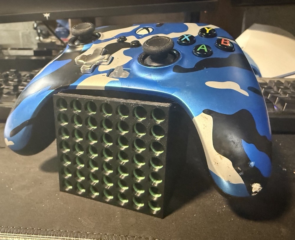XBOX Universal Controller Stand – Plastic Stand Mount Xbox X And One
