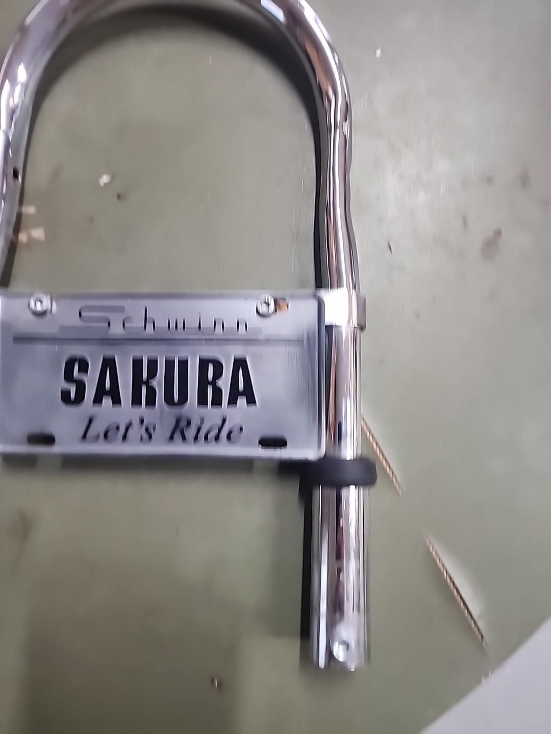 SCHWINN LIL STINGRAY TRICYCLE CHROME REAR SISSY BAR WITH PLATE NICE CHEAP L$$K