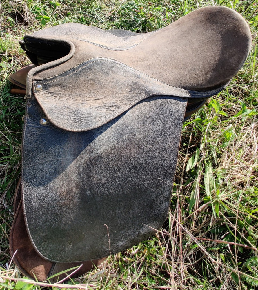 English Saddle