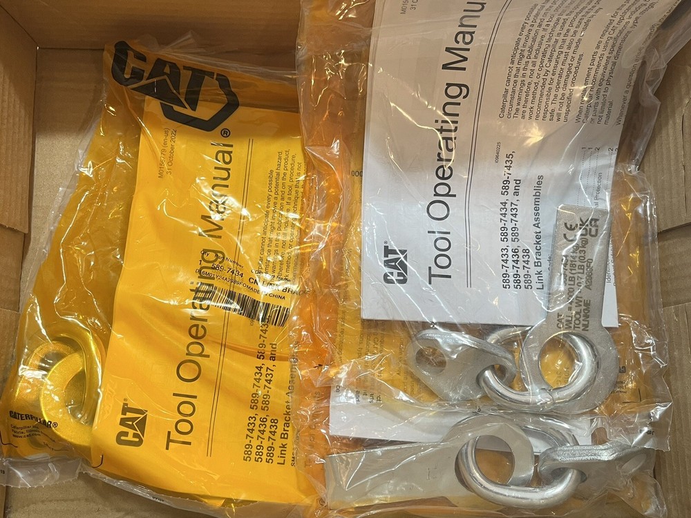 Caterpillar Lifting Link Brackets 5897434. 3 Per Purchase.