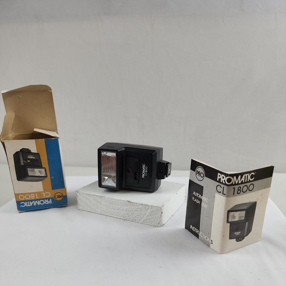 Promatic CL1800 Flash Automatic Model for Automatic Camera Vintage Black Good