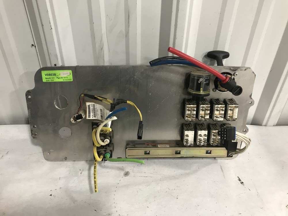 Freightliner C120 CENTURY SWITCH Dash Panel - Used | P/N V08038