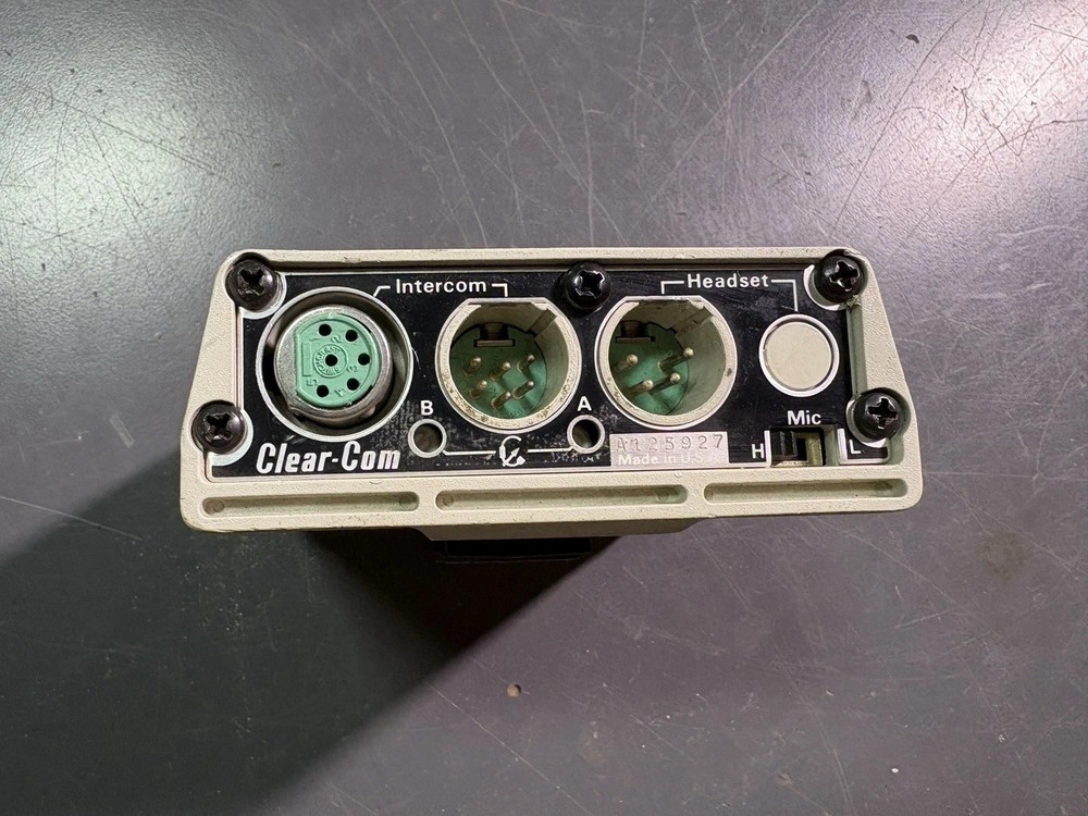 Clear-Com Intercom Systems Model 502 Two-Channel Select Beltpack