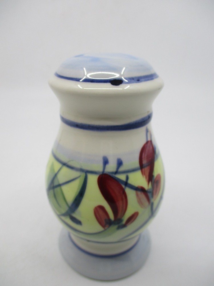 GAIL PITTMAN MAYPOP 2-HOLE SHAKER - 4 " - 0611E