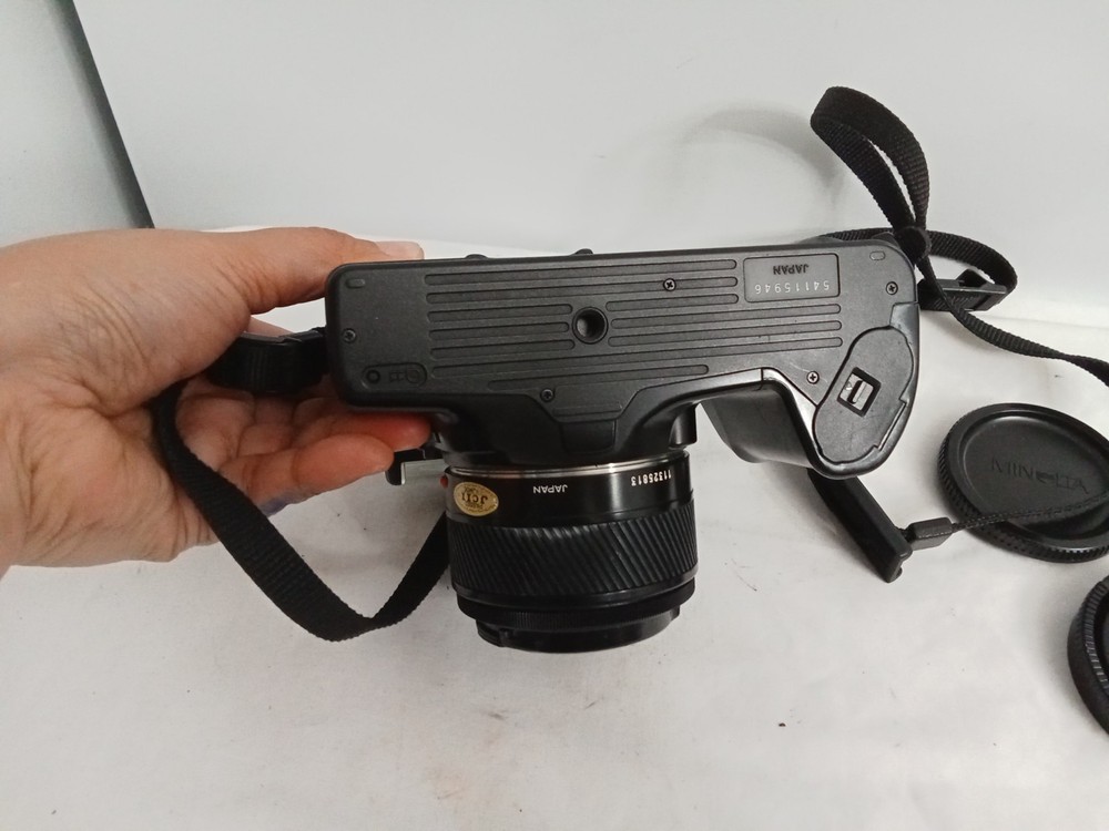 Minolta Maxxum 3000i 35mm Camera With Flash Untested