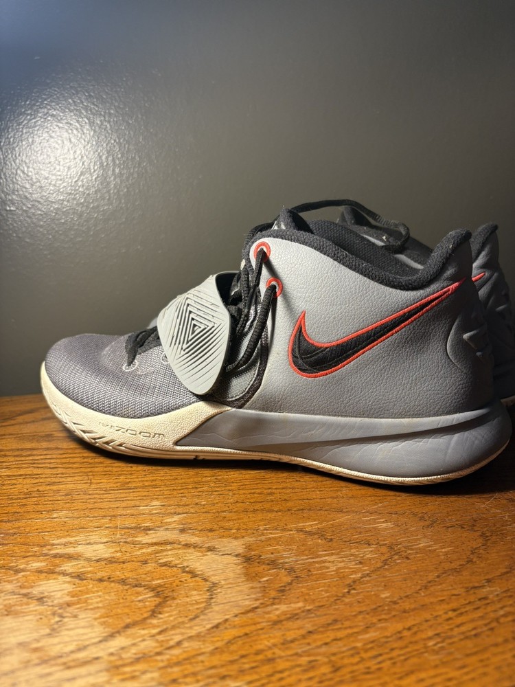 Nike Kyrie Flytrap 3 'Cool Grey' Men’s Size 11.5