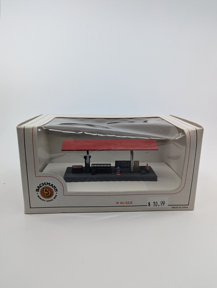 N-Gauge - Bachmann - Platform Station 45906