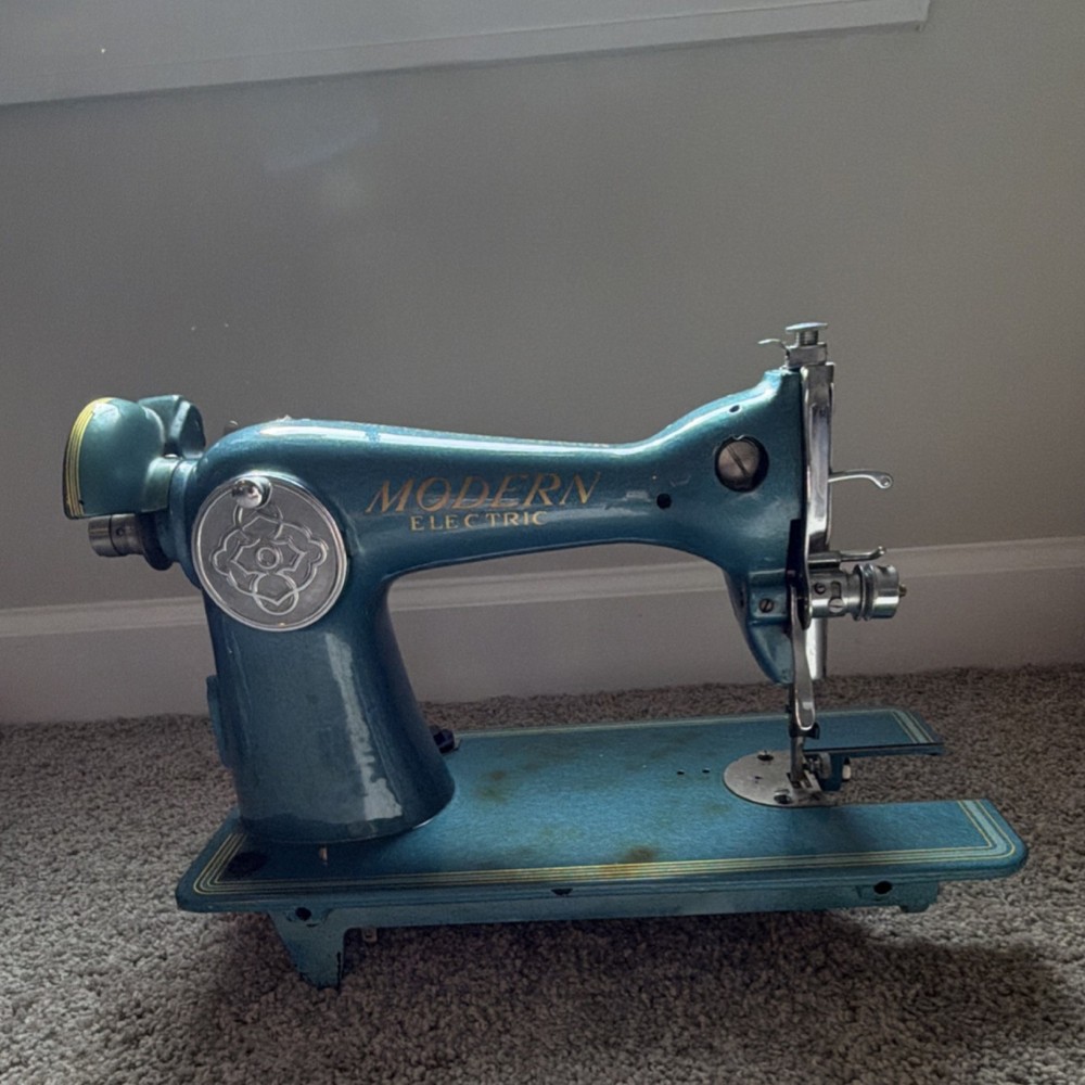 Modern Electric Precision Built Sewing Machine Teal