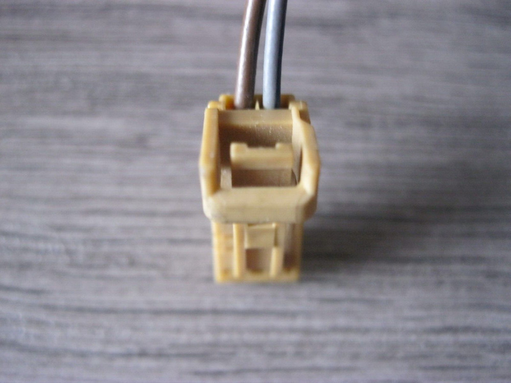 VW AUDI Wiring Harness Connector Pigtail Plug Socket 4B0971832A