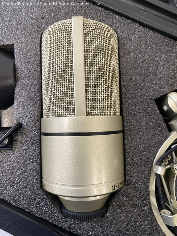 MXL 990 Condenser Microphone - Tested