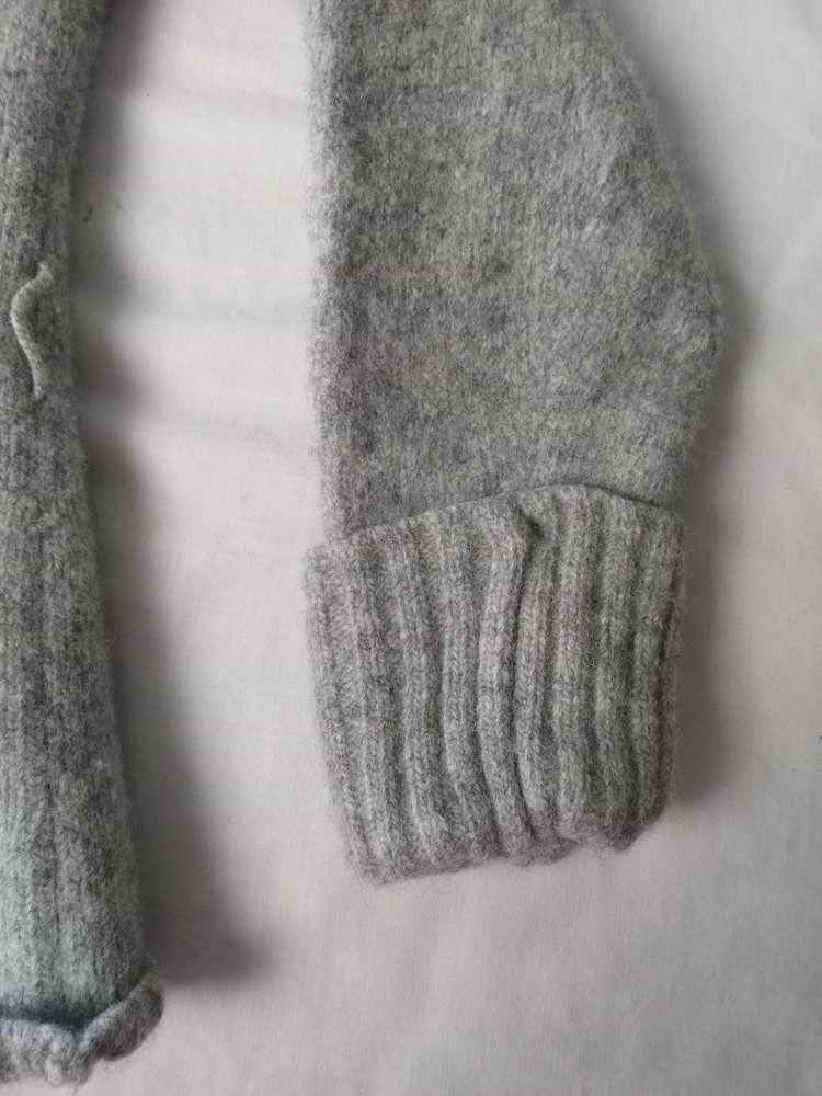 eastside westside chunky lambswool grey sweater size Small missing belt