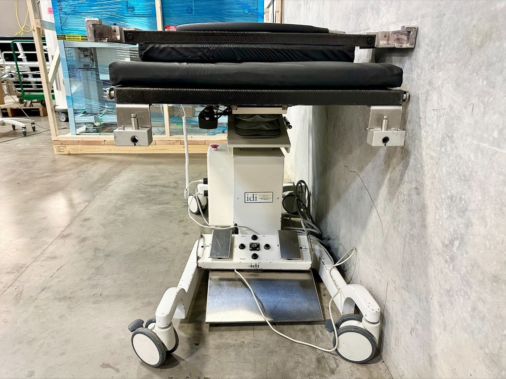 Aspect IDI 100UC Mobile Imaging Table