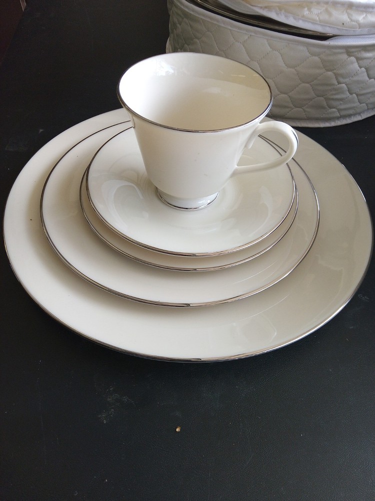 Lenox Maywood 5 Piece Setting Excellent Condition Multiple Available