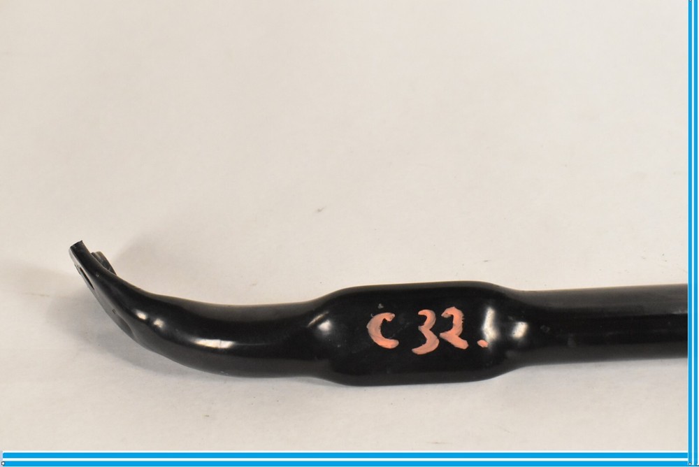 06-12 BMW E90 E70 OEM BRACKET BRACE