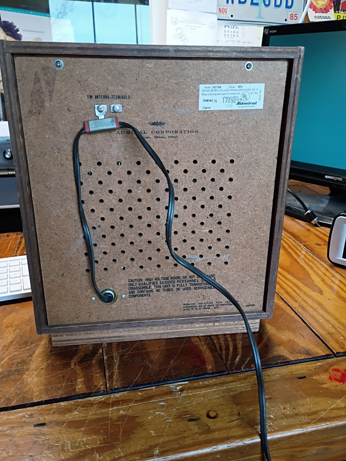 Rare 1966 Admiral Model Y471RA Transistor AM FM Radio - Works Watch Video