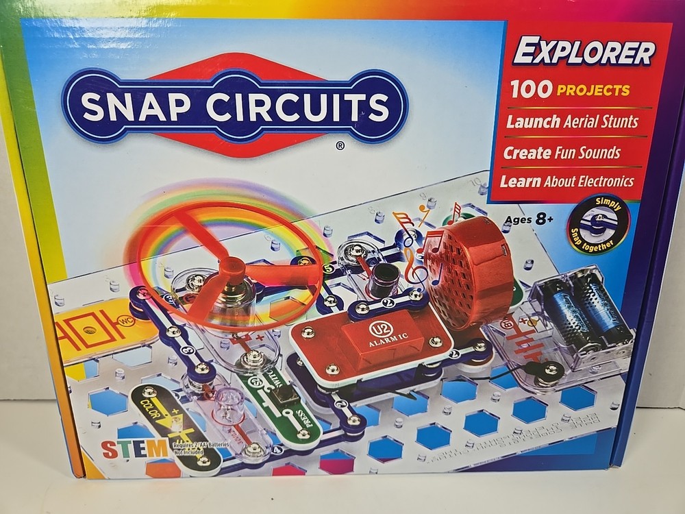 Snap Circuits SC-100 Electronics Exploration Kit, Over 100 Projects NEW Open Box