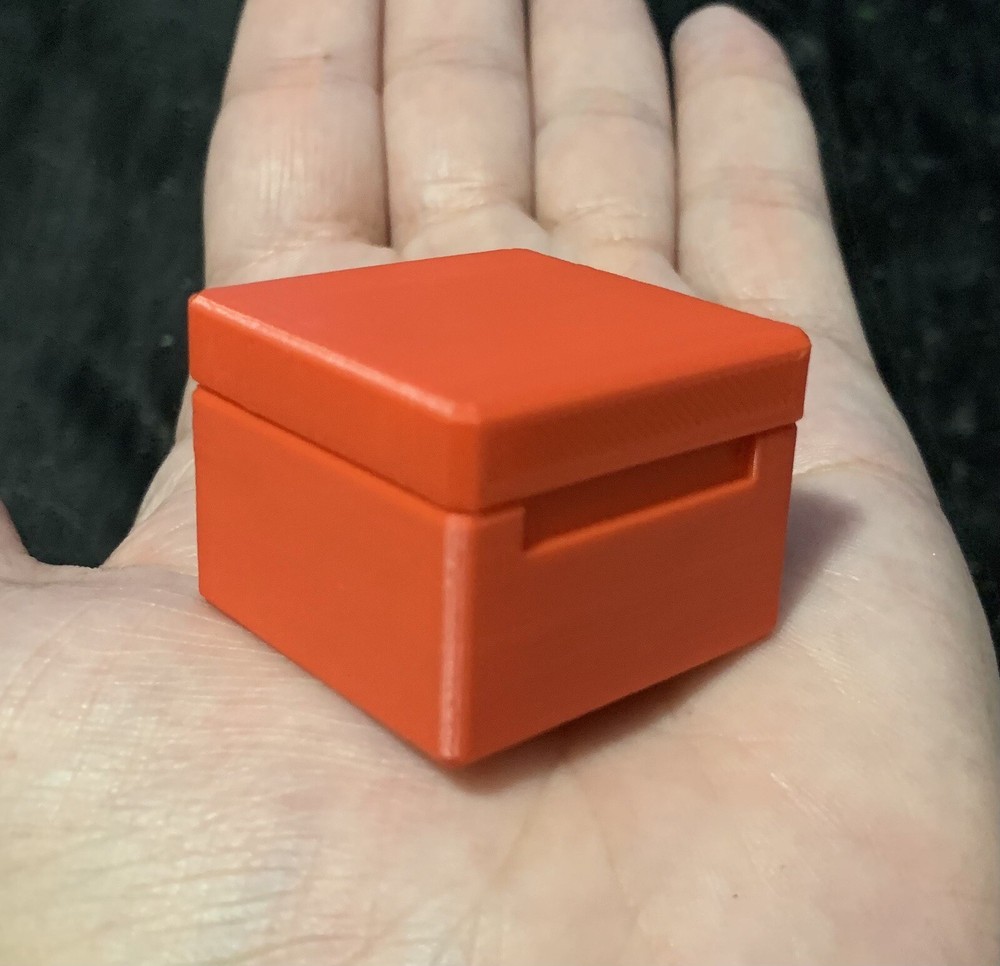 3D Printed Flip Top Mini SD Card Holder!